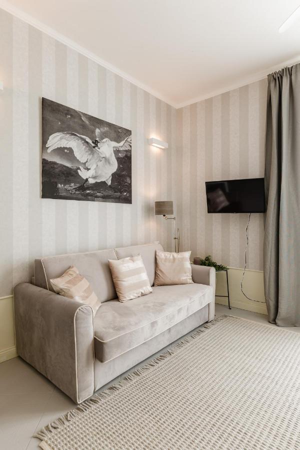 Bella Belle Griante Apartment Cadenabbia ภายนอก รูปภาพ