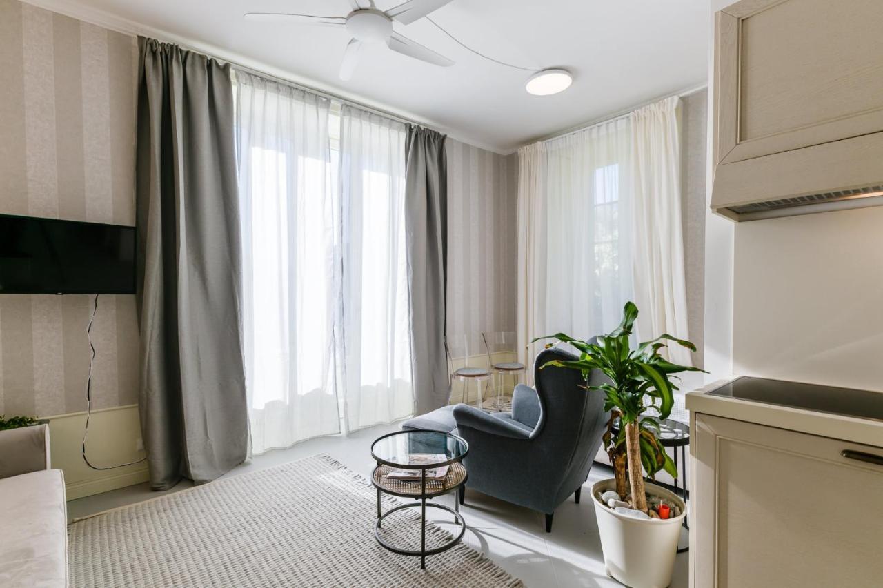 Bella Belle Griante Apartment Cadenabbia ภายนอก รูปภาพ