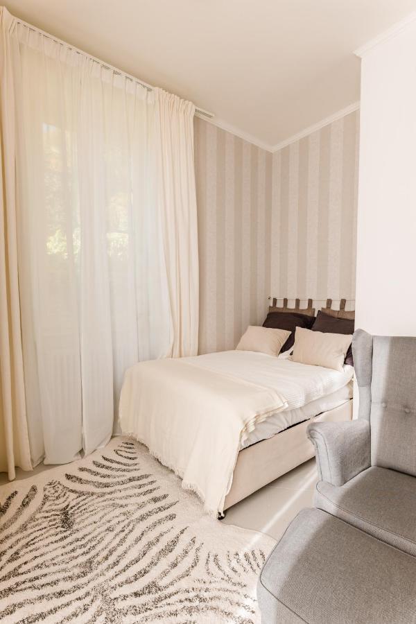 Bella Belle Griante Apartment Cadenabbia ภายนอก รูปภาพ