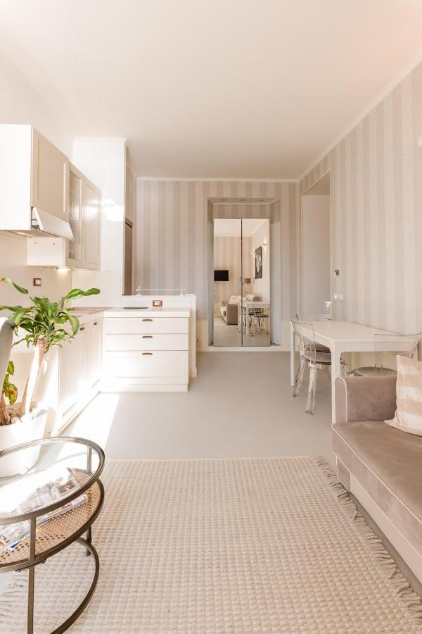 Bella Belle Griante Apartment Cadenabbia ภายนอก รูปภาพ